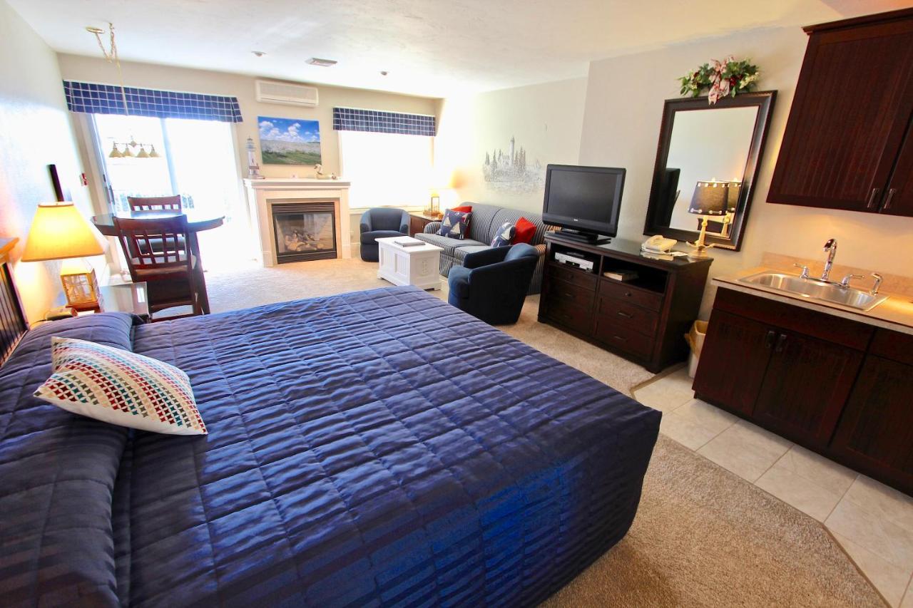 Baileys Harbor Yacht Club Resort Екстер'єр фото