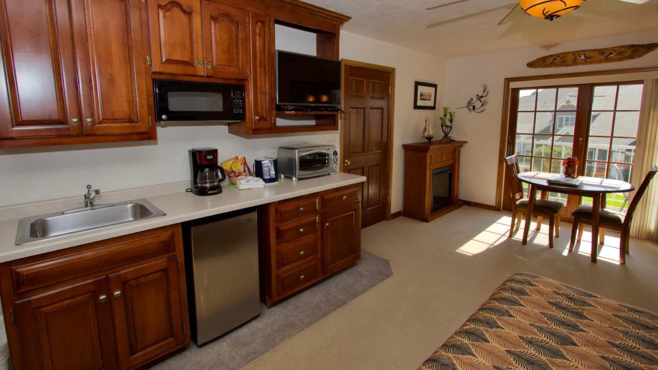 Baileys Harbor Yacht Club Resort Екстер'єр фото